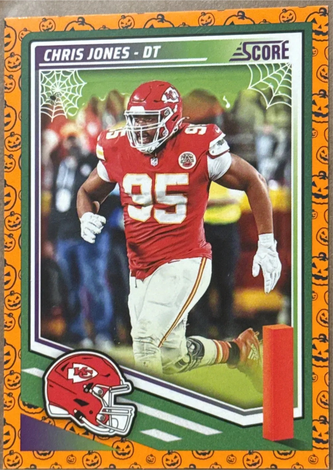 Chris Jones DT #95 Score-A-Treat Trading Card