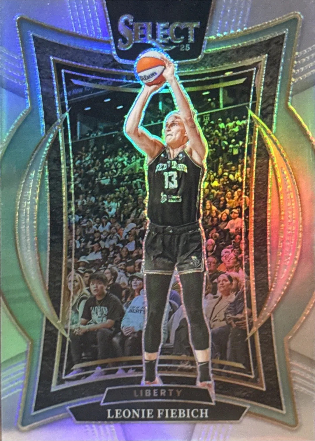 Leonie Fiebich 2025 Panini Select WNBA Trading Card – New York Liberty G/F Rainbow Holo